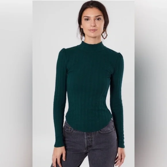 #855 Free People party in the back Keyhole back Scarf Tie Long Sleeve Blouse XS - Picture 2 of 9